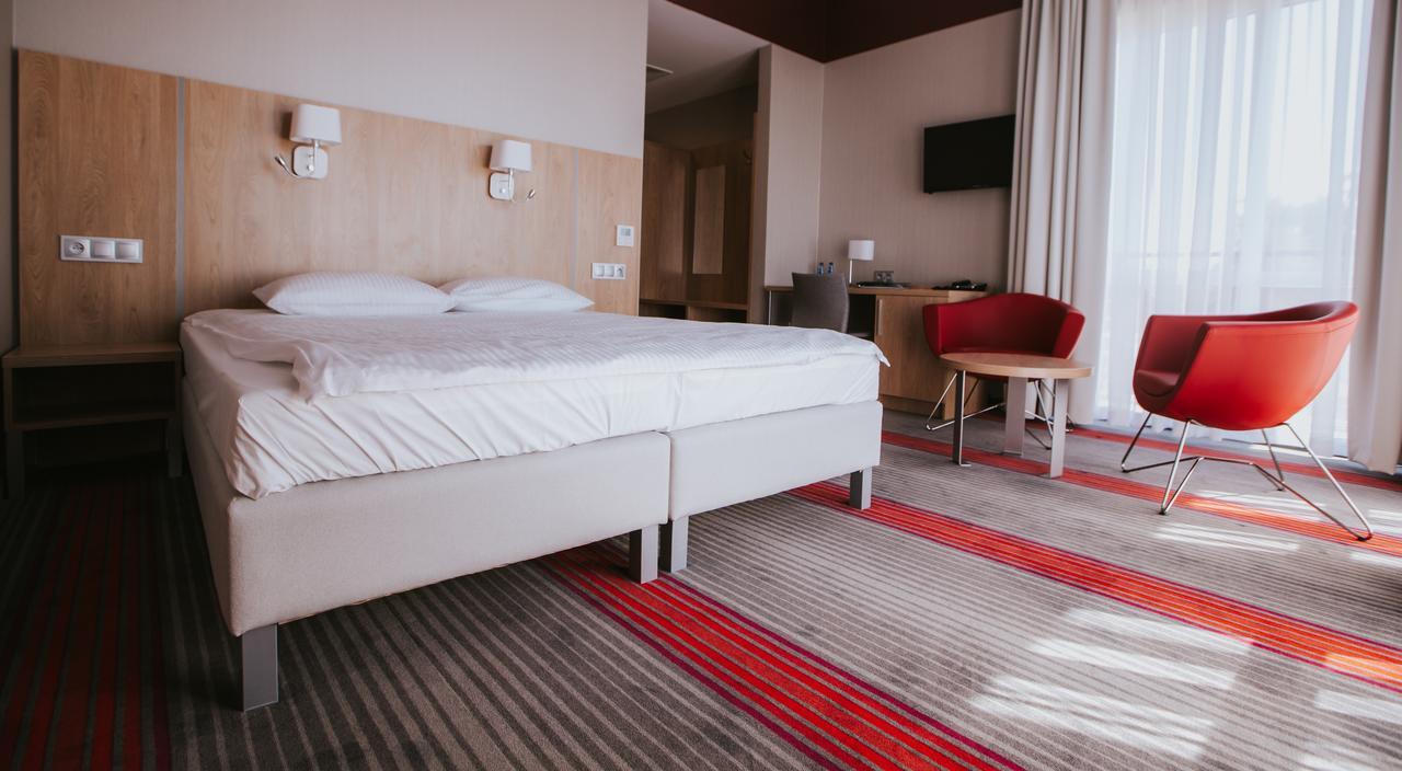 Hotel Radocza Park Business Eksteriør bilde