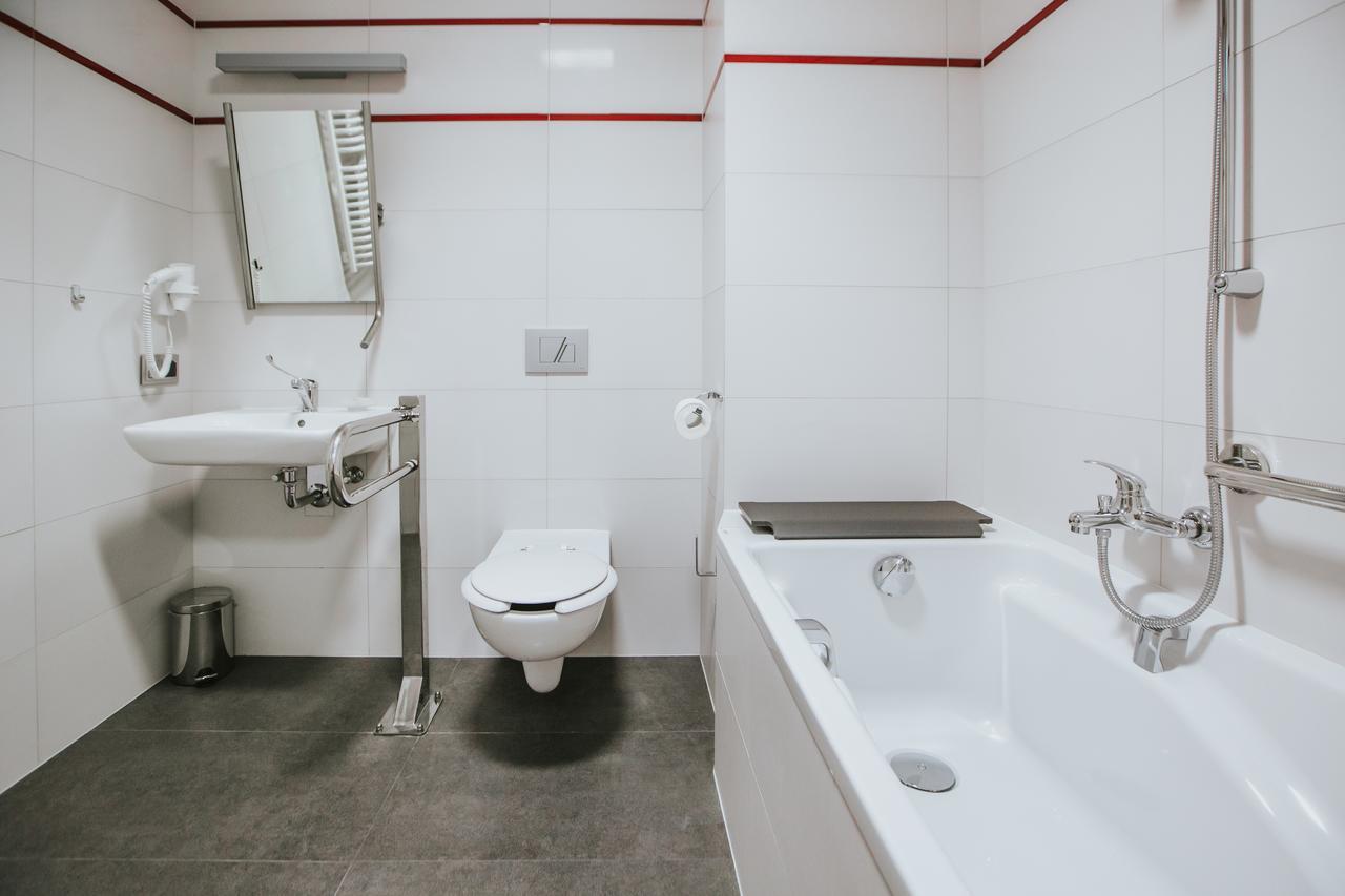 Hotel Radocza Park Business Eksteriør bilde